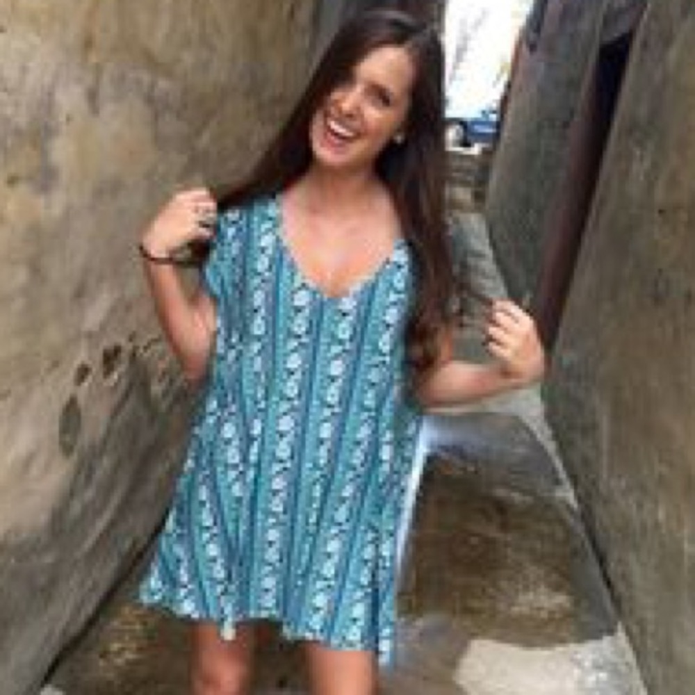 Show me your MuMu Faith Tunic size Medium